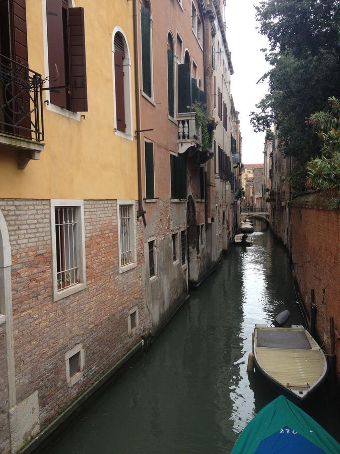 Appartamento Carbona Sconta Veneza Exterior foto